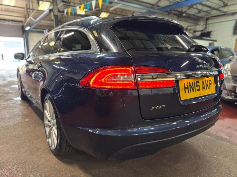 JAGUAR XF 2.2 d Portfolio 2015