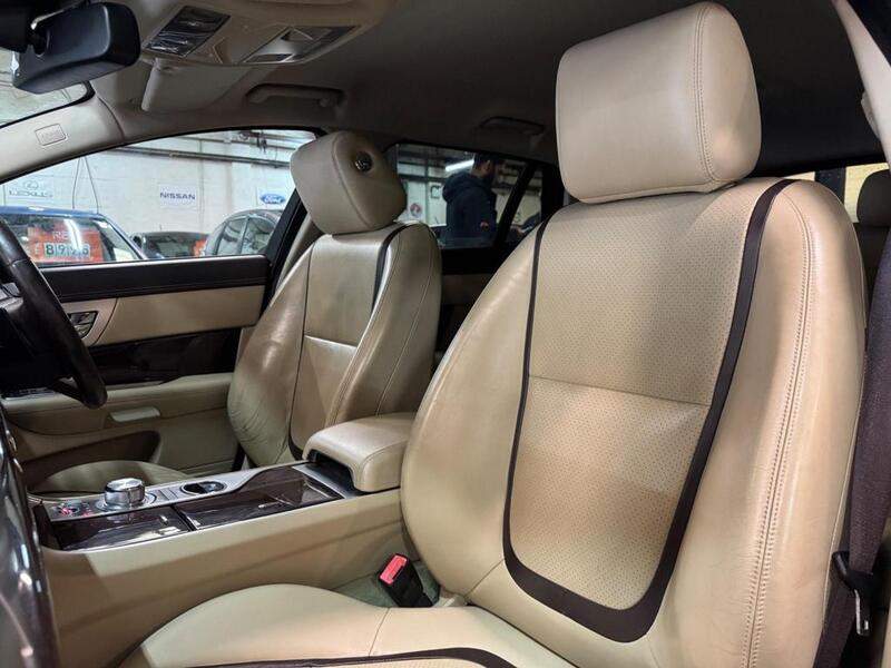 JAGUAR XF 2.2 d Portfolio 2015