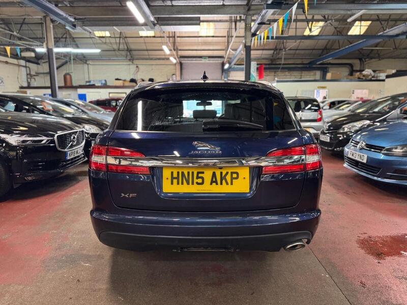 JAGUAR XF 2.2 d Portfolio 2015
