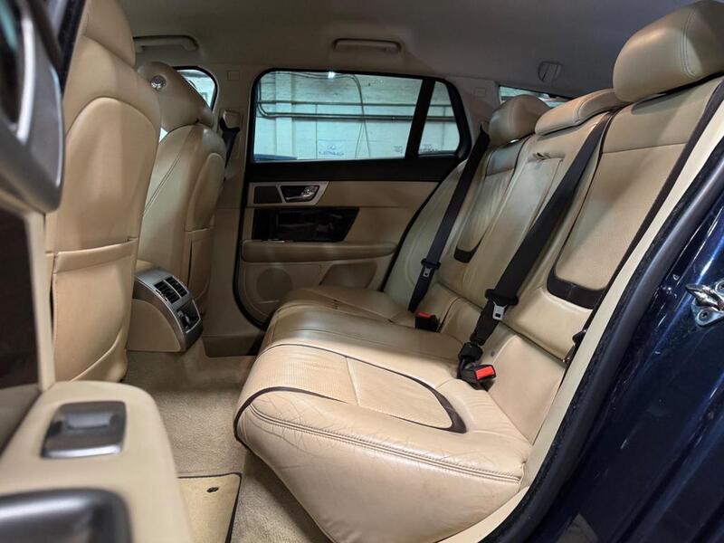 JAGUAR XF 2.2 d Portfolio 2015