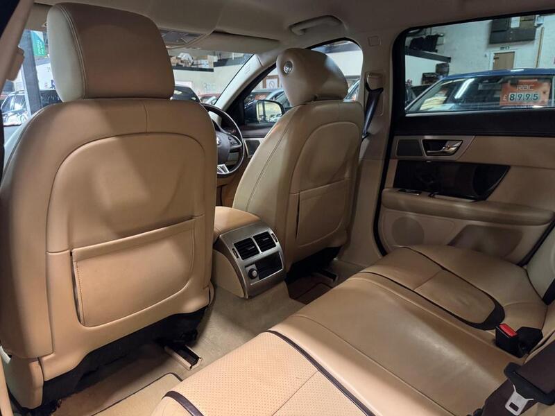 JAGUAR XF 2.2 d Portfolio 2015