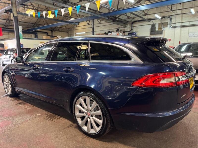 JAGUAR XF 2.2 d Portfolio 2015