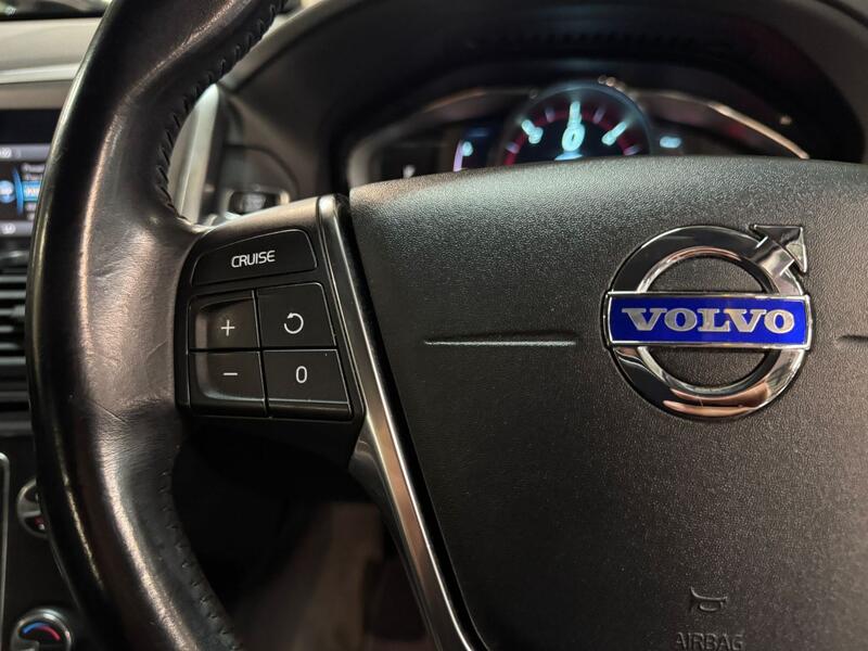 VOLVO XC60 2.0 D4 SE Lux 2013