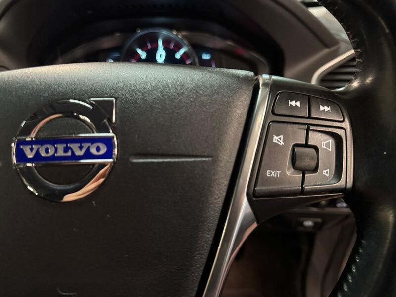 VOLVO XC60 2.0 D4 SE Lux 2013