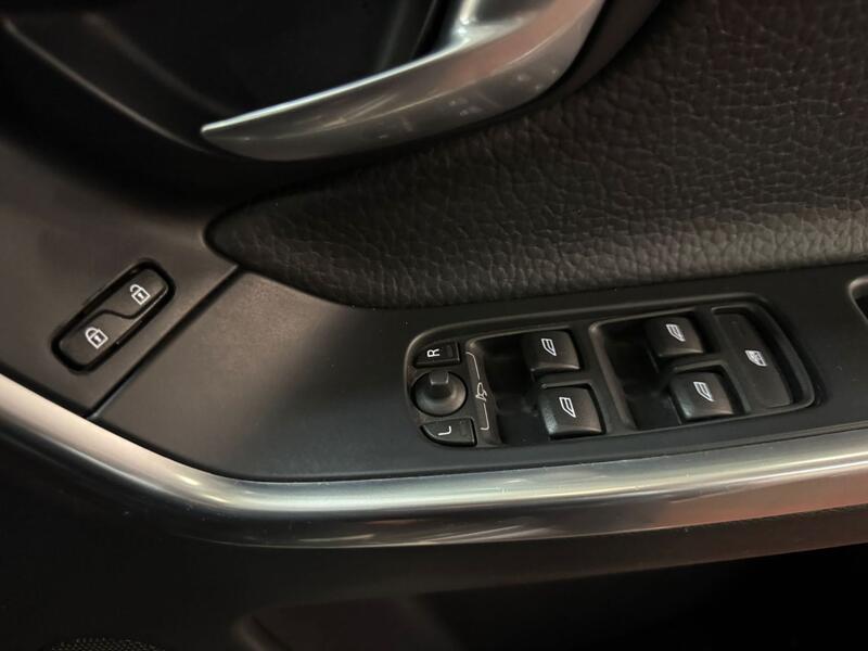 VOLVO XC60 2.0 D4 SE Lux 2013
