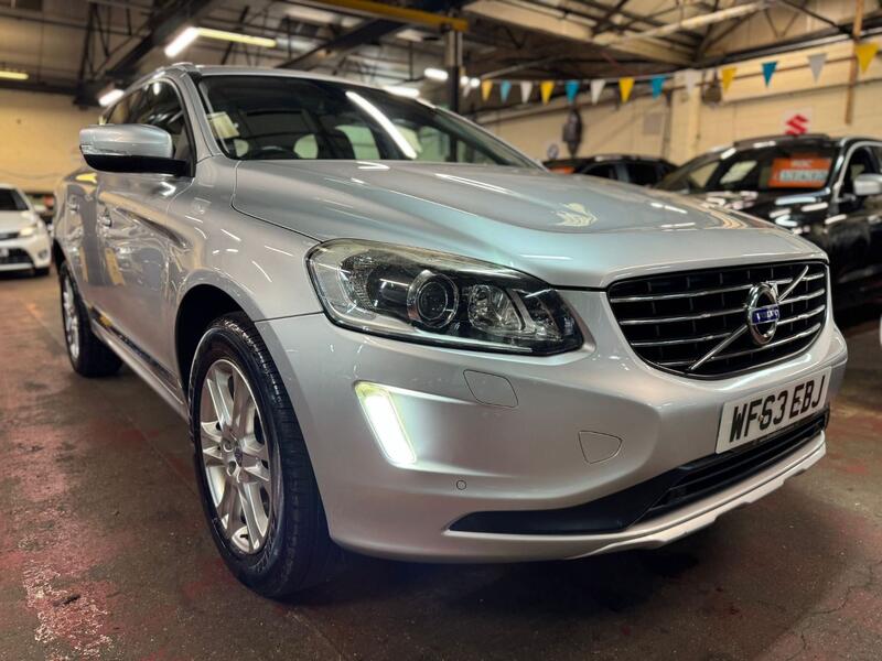 VOLVO XC60 2.0 D4 SE Lux 2013