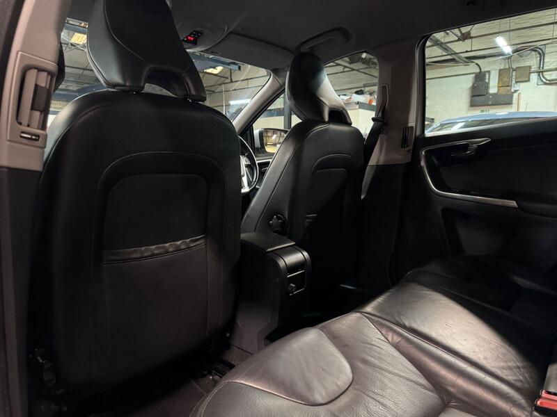 VOLVO XC60 2.0 D4 SE Lux 2013