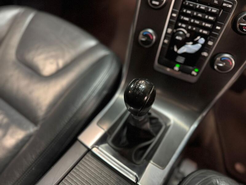 VOLVO XC60 2.0 D4 SE Lux 2013