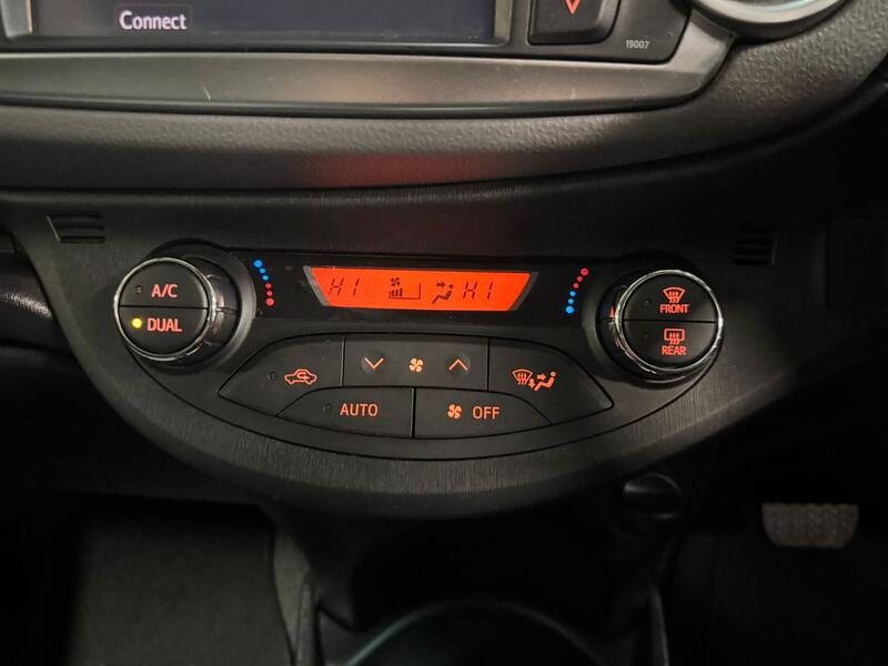 TOYOTA YARIS 1.3 Dual VVT-i Icon Plus 2014