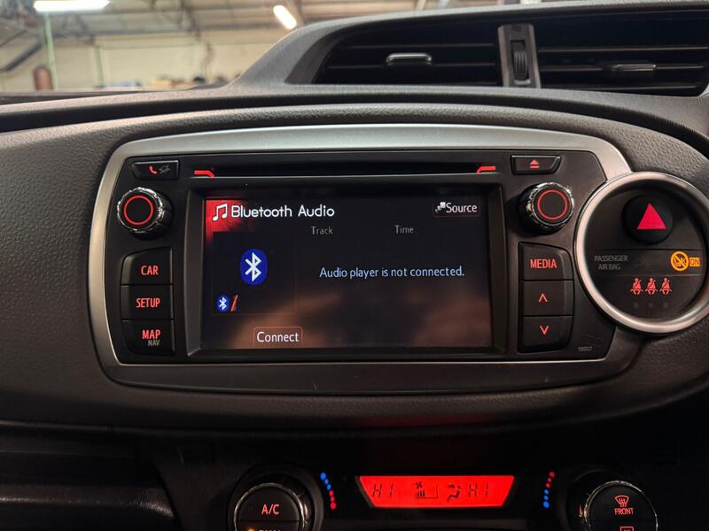 TOYOTA YARIS 1.3 Dual VVT-i Icon Plus 2014