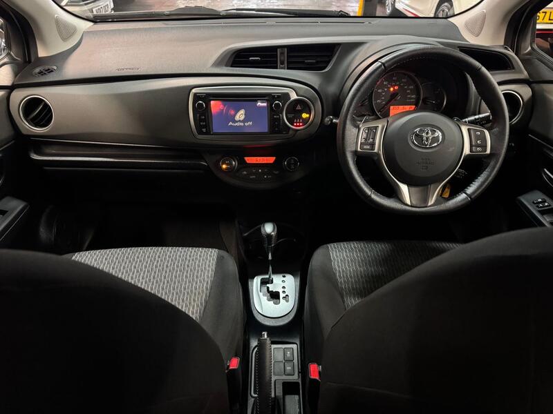 TOYOTA YARIS 1.3 Dual VVT-i Icon Plus 2014