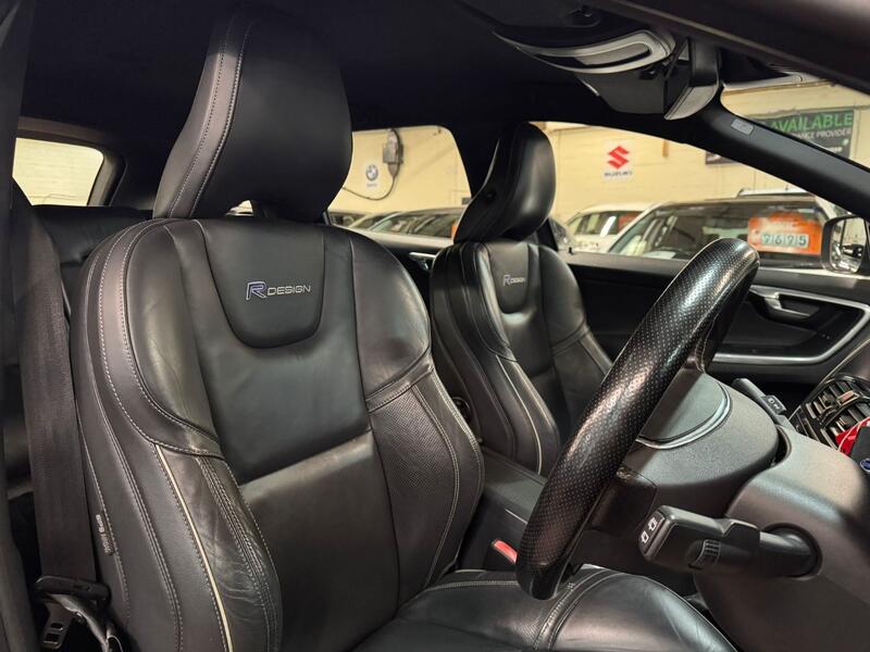 VOLVO XC60 2.4 D4 R-Design Lux Nav 2014