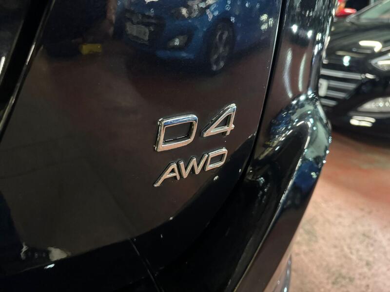 VOLVO XC60 2.4 D4 R-Design Lux Nav 2014