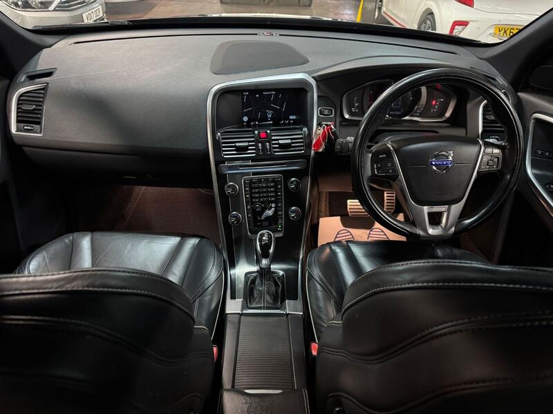 VOLVO XC60 2.4 D4 R-Design Lux Nav 2014
