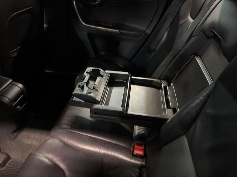 VOLVO XC60 2.4 D4 R-Design Lux Nav 2014
