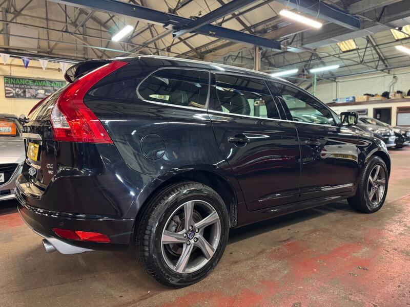 VOLVO XC60 2.4 D4 R-Design Lux Nav 2014