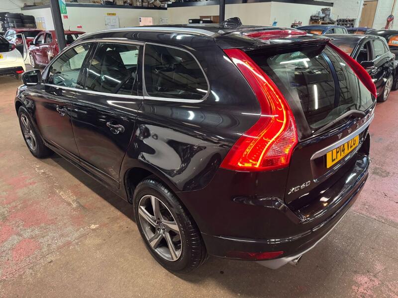 VOLVO XC60 2.4 D4 R-Design Lux Nav 2014