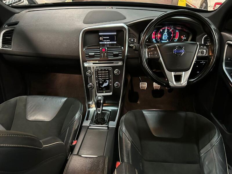 VOLVO XC60 2.0 D4 R-Design 2014
