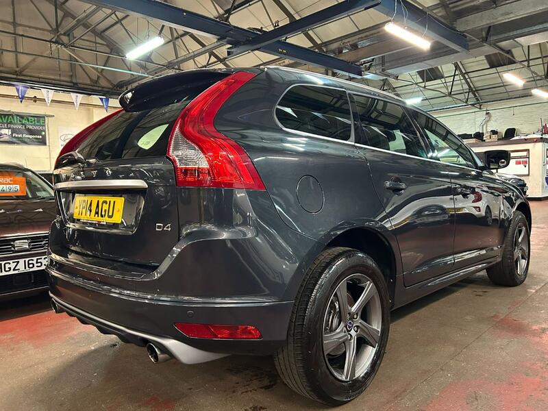 VOLVO XC60 2.0 D4 R-Design 2014