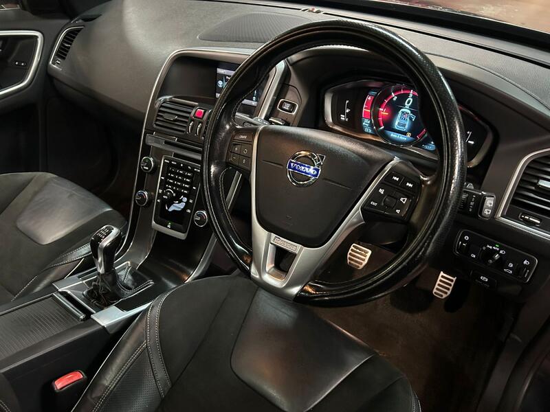 VOLVO XC60 2.0 D4 R-Design 2014