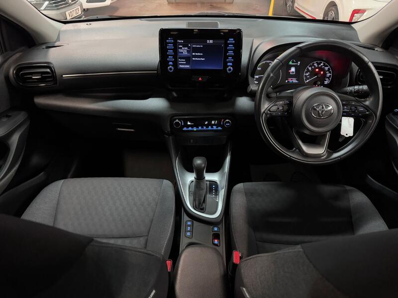 TOYOTA YARIS 1.5 VVT-h Icon 2021