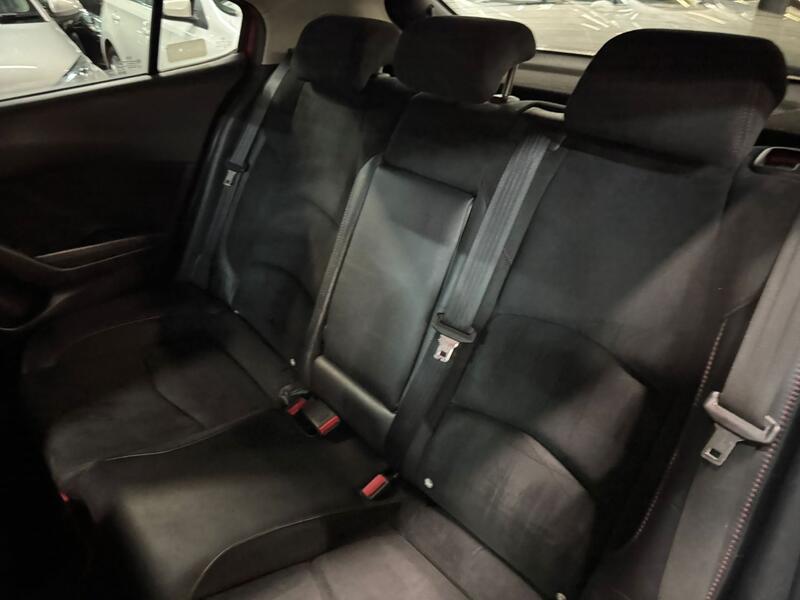 MAZDA MAZDA3 2.0 SKYACTIV-G Sport Black 2016