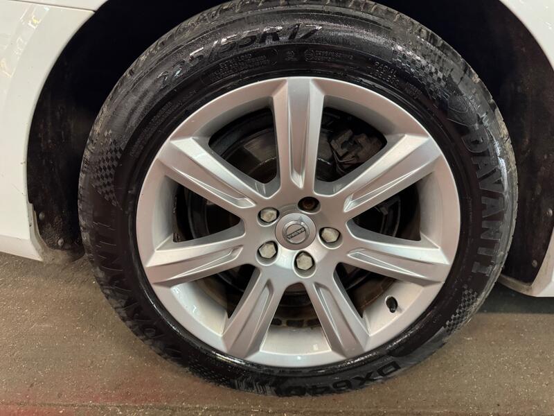 VOLVO V90 2.0 Momentum Plus D4 2016