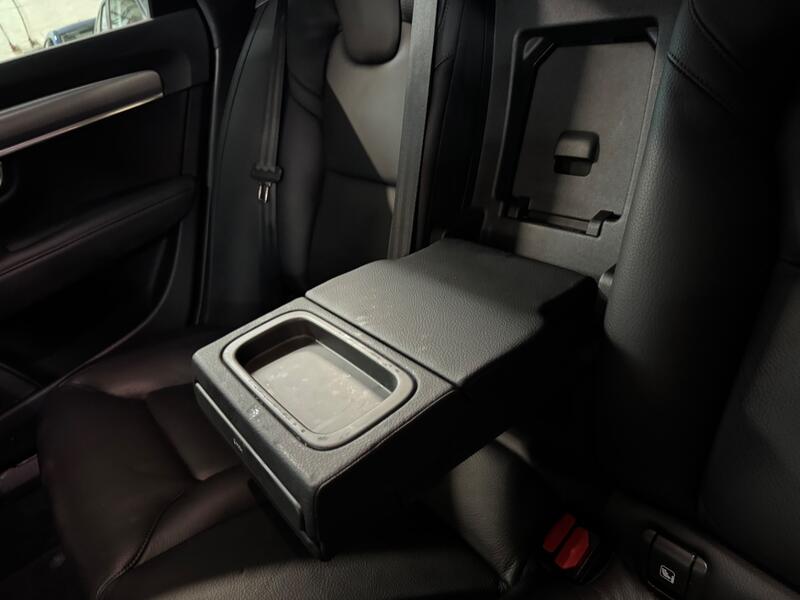 VOLVO V90 2.0 Momentum Plus D4 2016