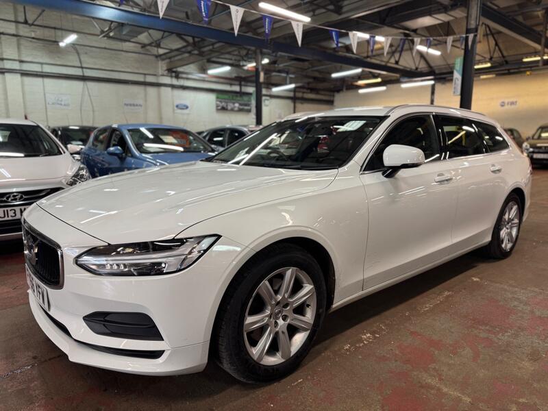 VOLVO V90 2.0 Momentum Plus D4 2016