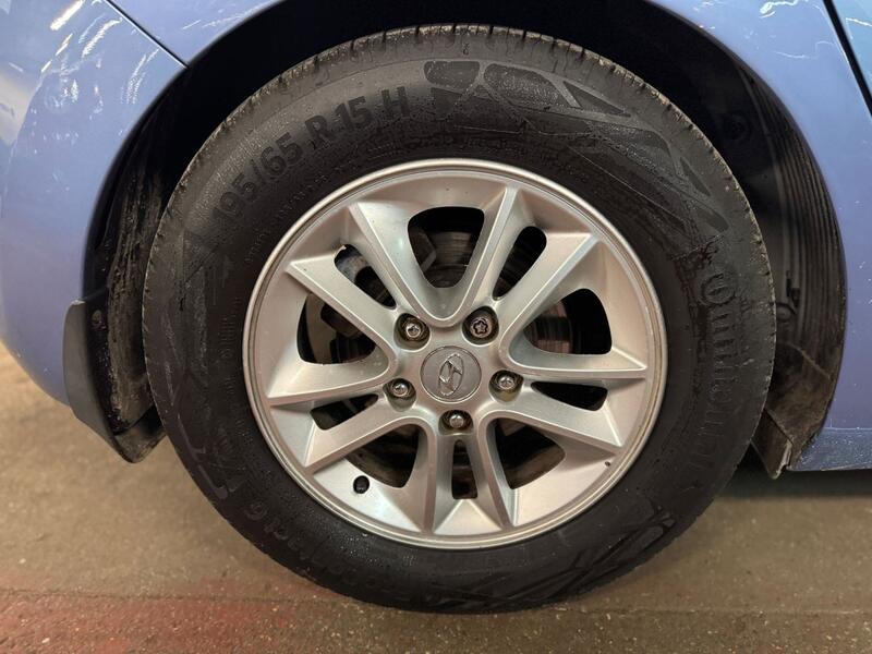 HYUNDAI I30 1.6 CRDi Blue Drive Active 2013