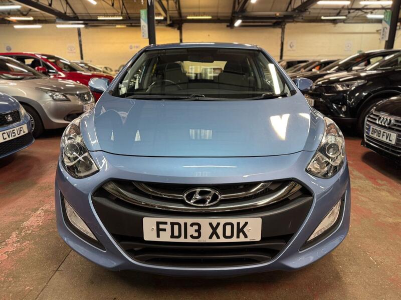 HYUNDAI I30 1.6 CRDi Blue Drive Active 2013