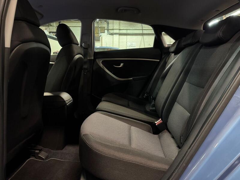HYUNDAI I30 1.6 CRDi Blue Drive Active 2013