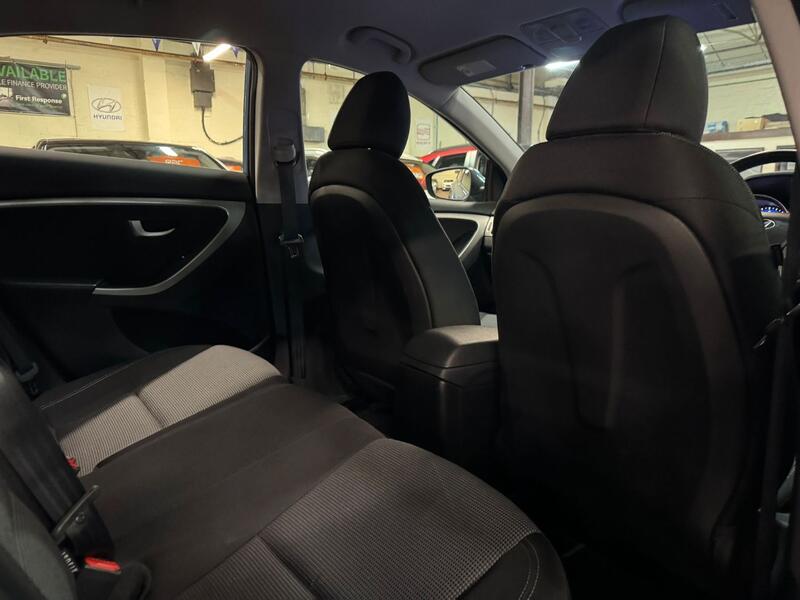 HYUNDAI I30 1.6 CRDi Blue Drive Active 2013