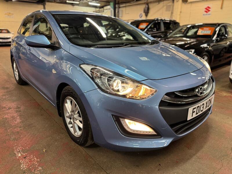 HYUNDAI I30 1.6 CRDi Blue Drive Active 2013