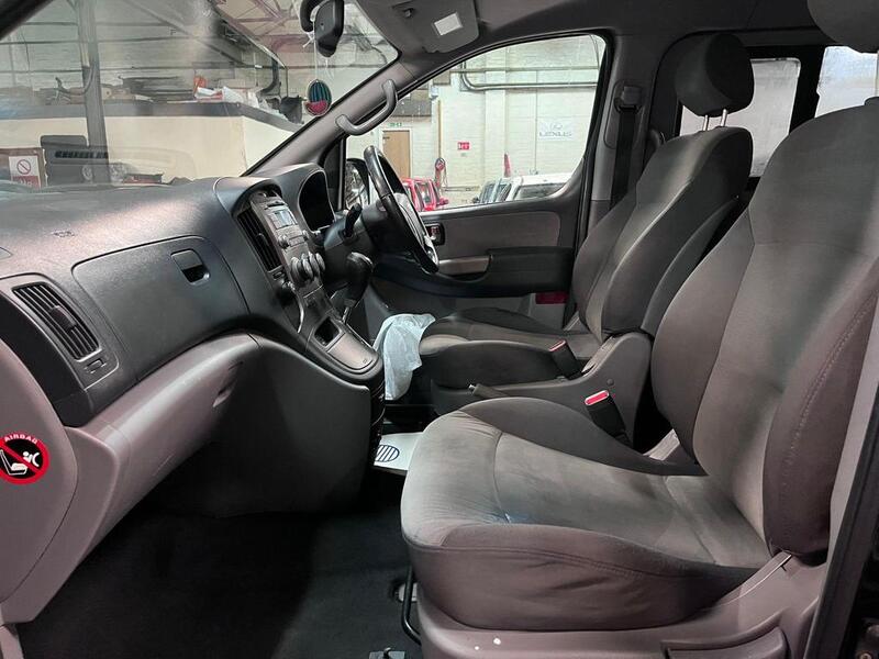 HYUNDAI I800 2.5 CRDi Style 2012
