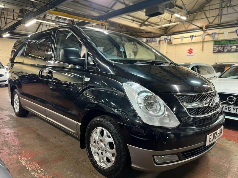 HYUNDAI I800 2.5 CRDi Style 2012