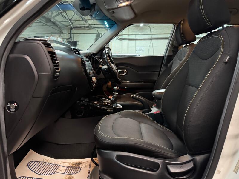 KIA SOUL 1.6 CRDi Connect Plus 2014