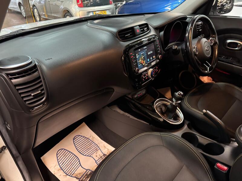 KIA SOUL 1.6 CRDi Connect Plus 2014