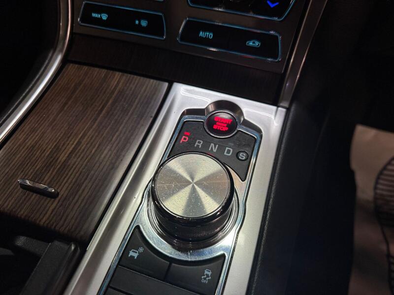 JAGUAR XF 2.2 d Luxury 2015
