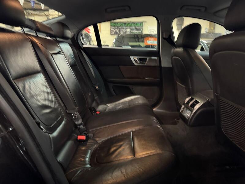 JAGUAR XF 2.2 d Luxury 2015