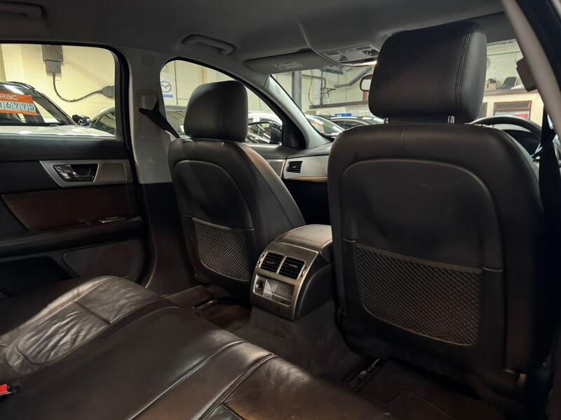 JAGUAR XF 2.2 d Luxury 2015