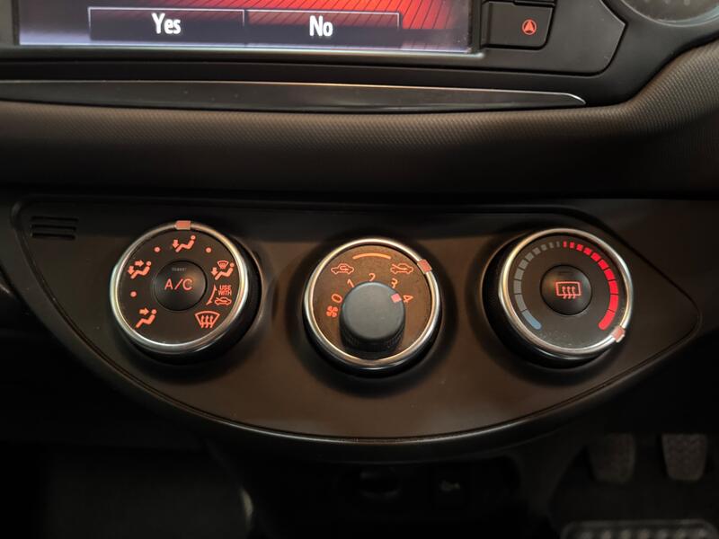 TOYOTA YARIS 1.3 Dual VVT-i Design 2016