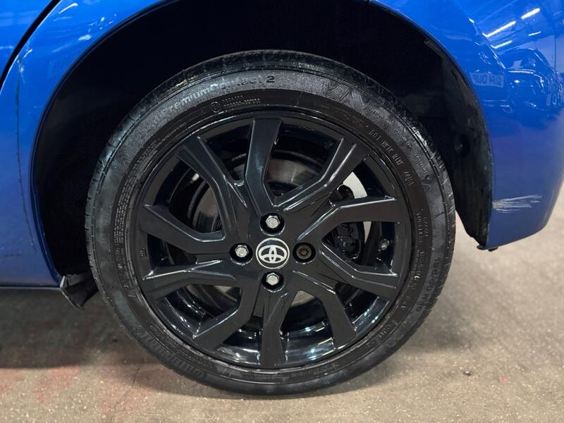TOYOTA YARIS 1.3 Dual VVT-i Design 2016