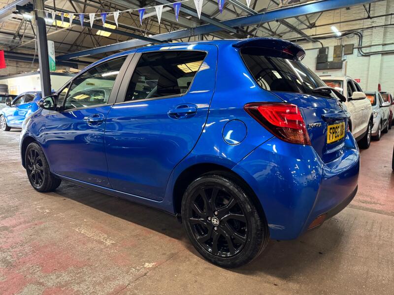 TOYOTA YARIS 1.3 Dual VVT-i Design 2016