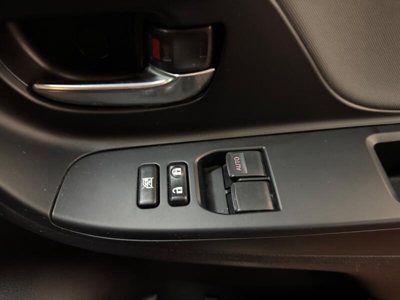 TOYOTA YARIS 1.3 Dual VVT-i Design 2016