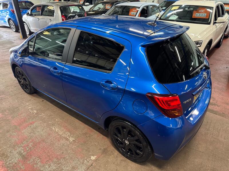 TOYOTA YARIS 1.3 Dual VVT-i Design 2016