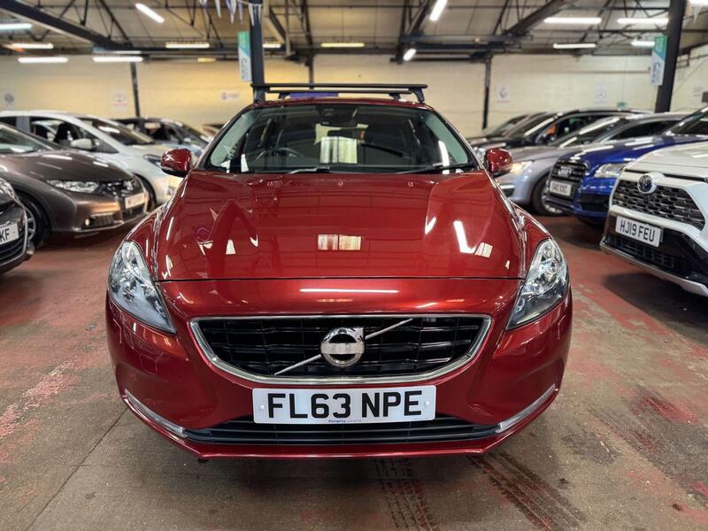 VOLVO V40 1.6 T3 SE 2013
