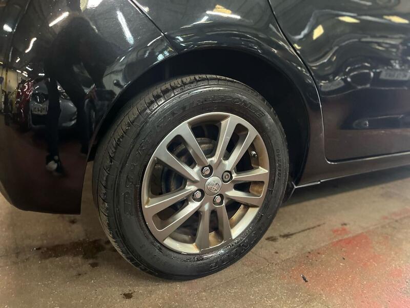 TOYOTA YARIS 1.3 Dual VVT-i Icon 2015