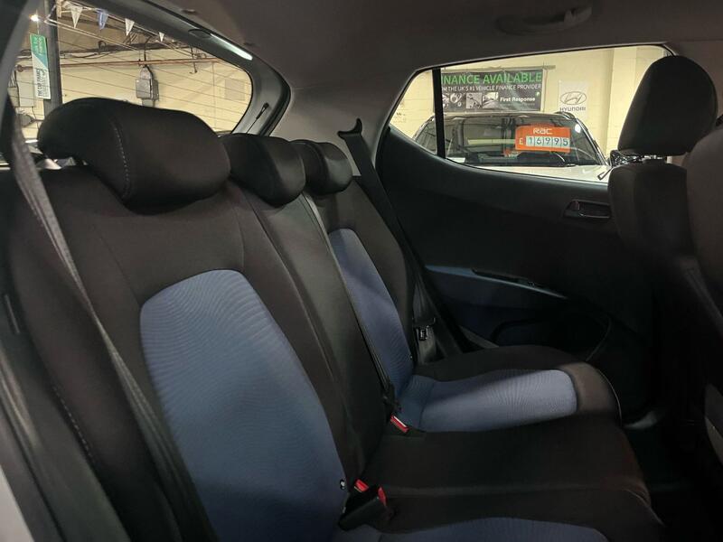 HYUNDAI I10 1.0 SE 2014
