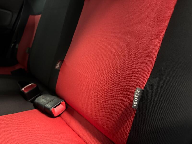 TOYOTA YARIS 1.3 Dual VVT-i Sport 2015
